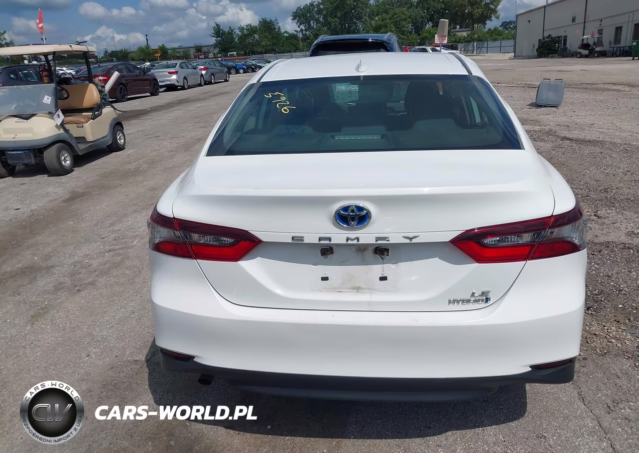 2021 Toyota Camry Le Hybrid VIN:4T1C31AK9MU562208 - 16