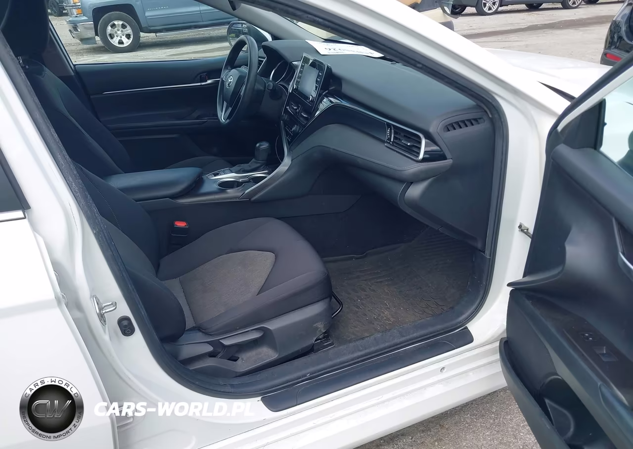2021 Toyota Camry Le Hybrid VIN:4T1C31AK9MU562208 - 5