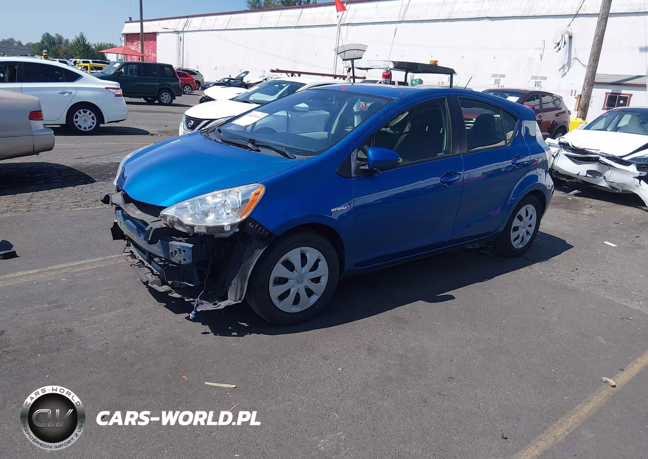 2014 Toyota Prius C Two VIN:JTDKDTB34E1082290 - 2