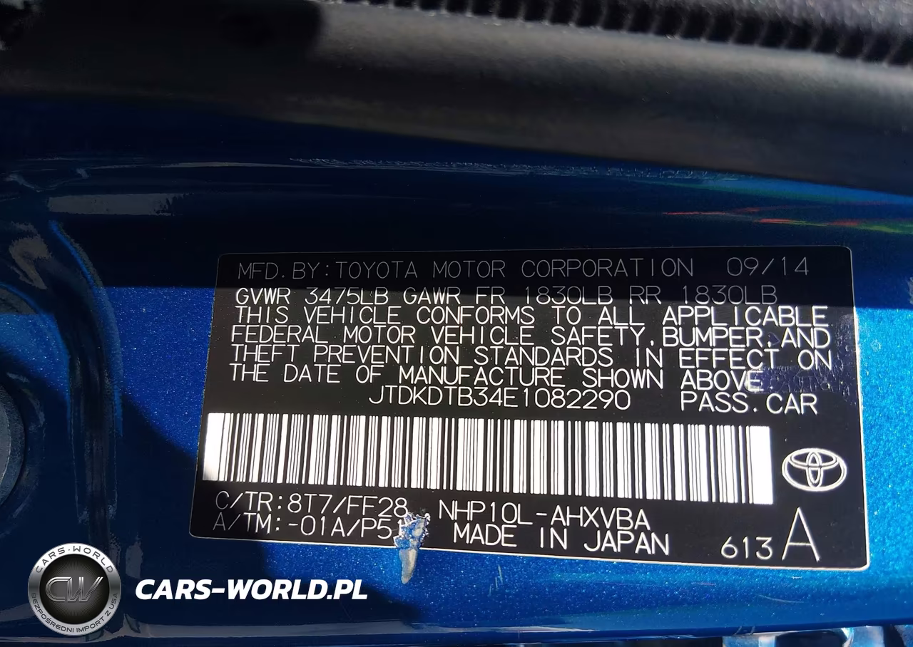 2014 Toyota Prius C Two VIN:JTDKDTB34E1082290 - 9