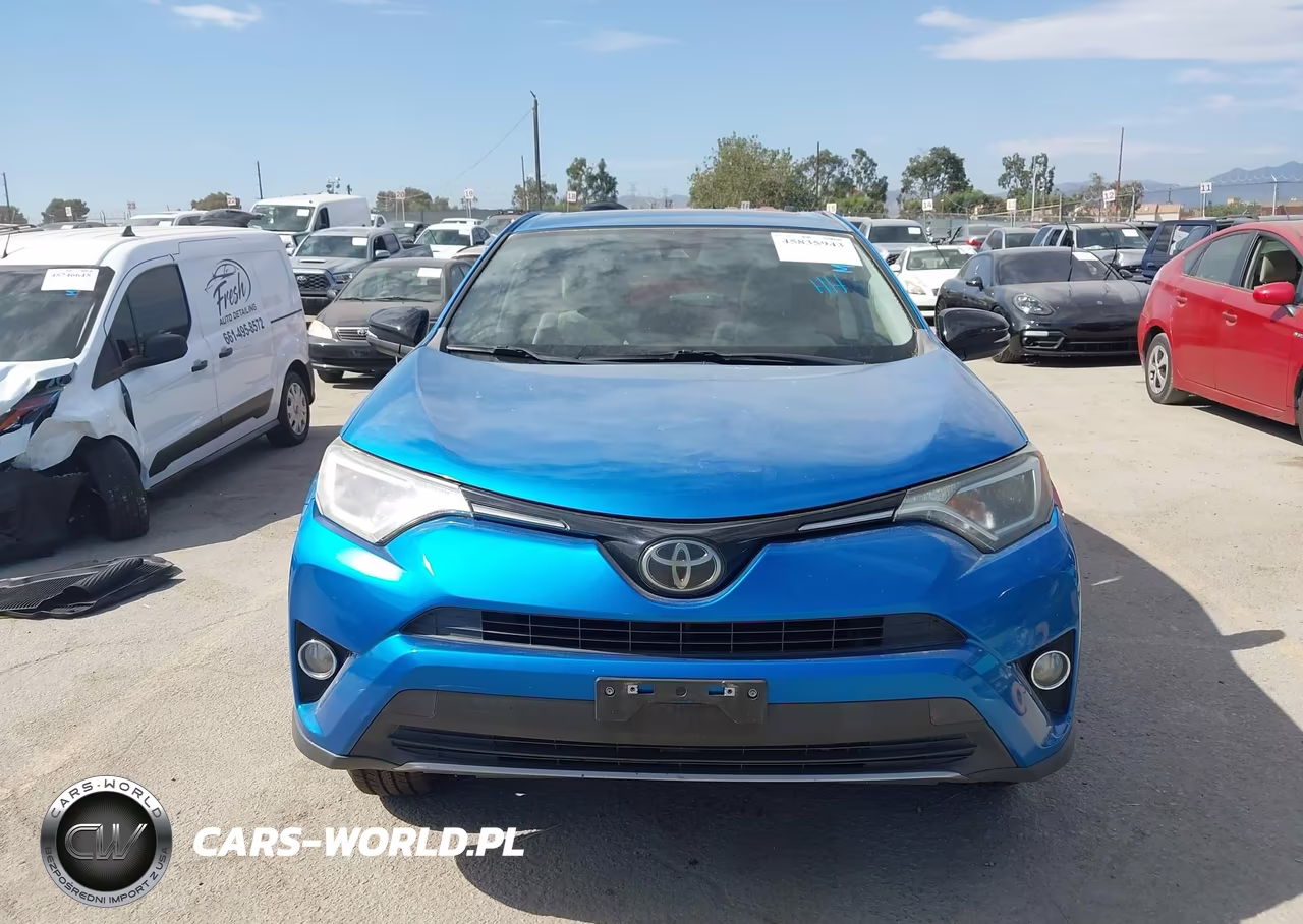 2017 Toyota Rav4 Xle VIN:JTMWFREVXHJ718260 - 12