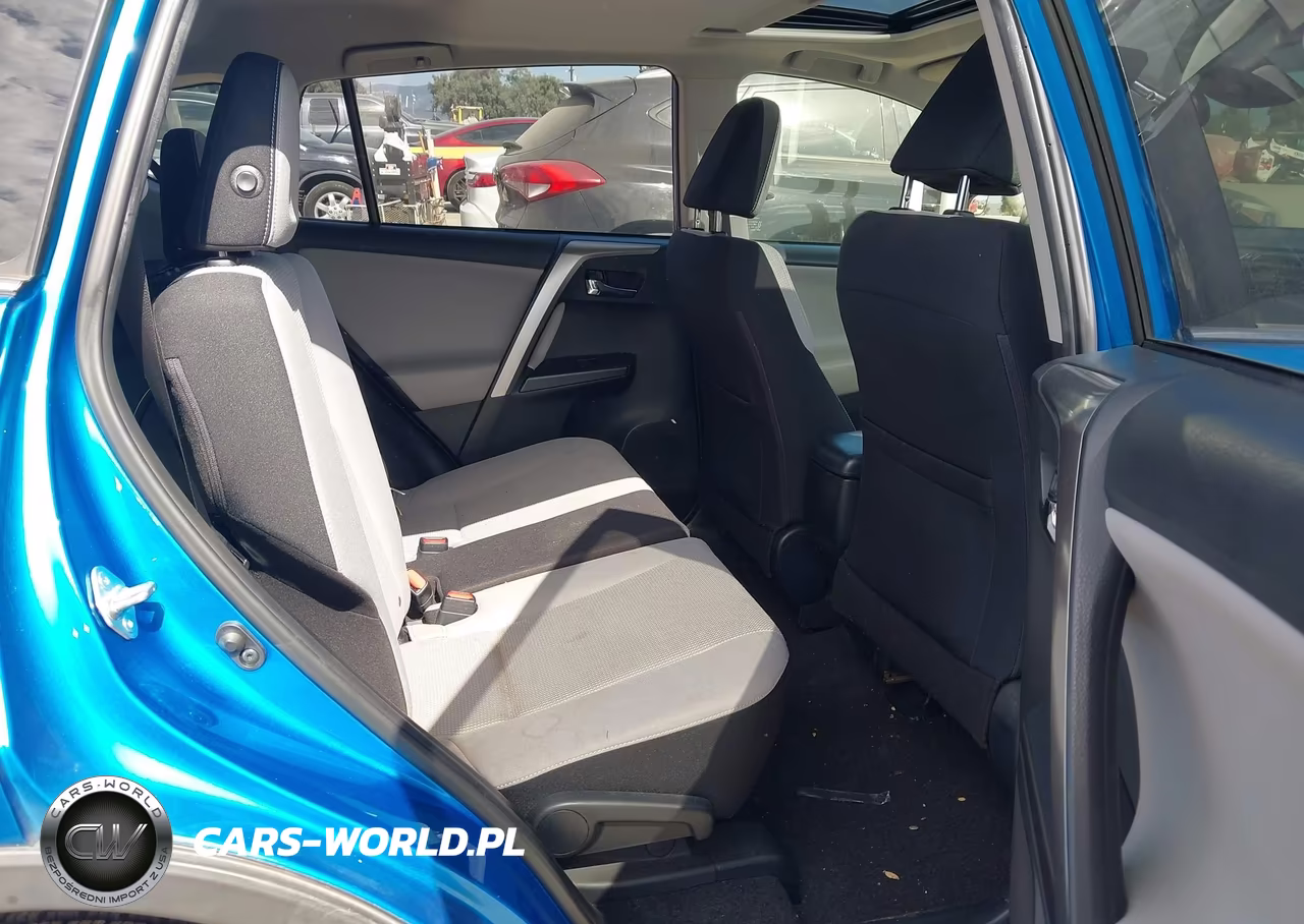 2017 Toyota Rav4 Xle VIN:JTMWFREVXHJ718260 - 8