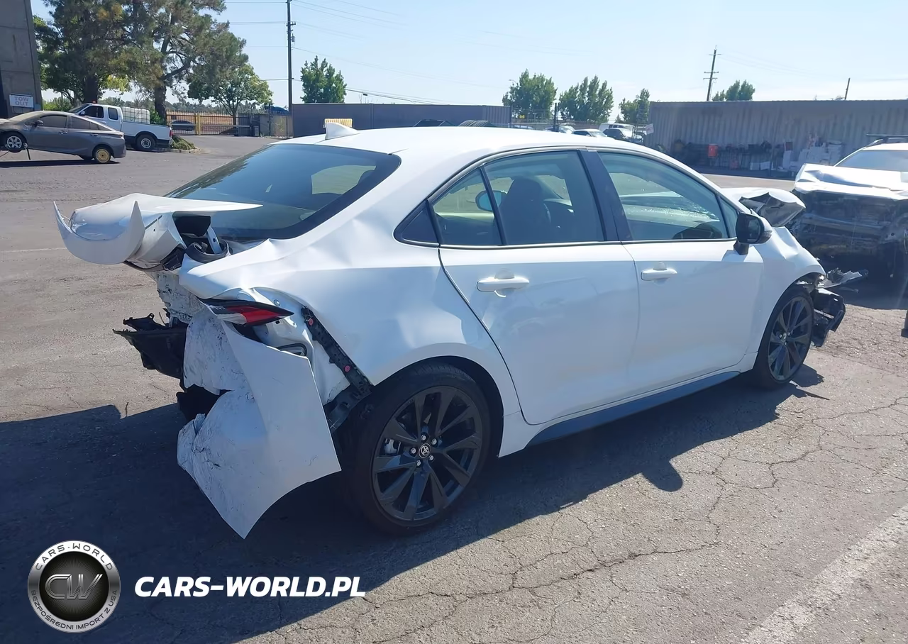 2026 Toyota Corolla Hybrid Hybrid Se VIN:JTDBCMFE8T3119928 - 4