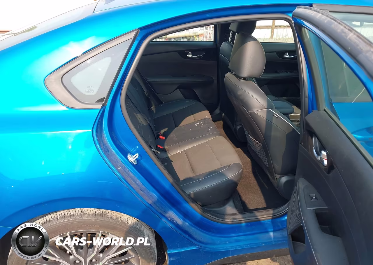 2024 Kia Forte Gt-Line VIN:3KPF54AD9RE704559 - 8