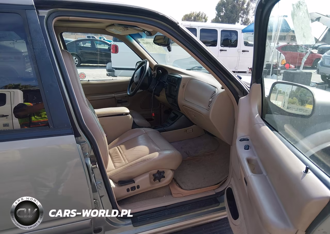 1999 Ford Explorer Eddie Bauer-Limited-Xlt VIN:1FMZU34E9XZA40985 - 5