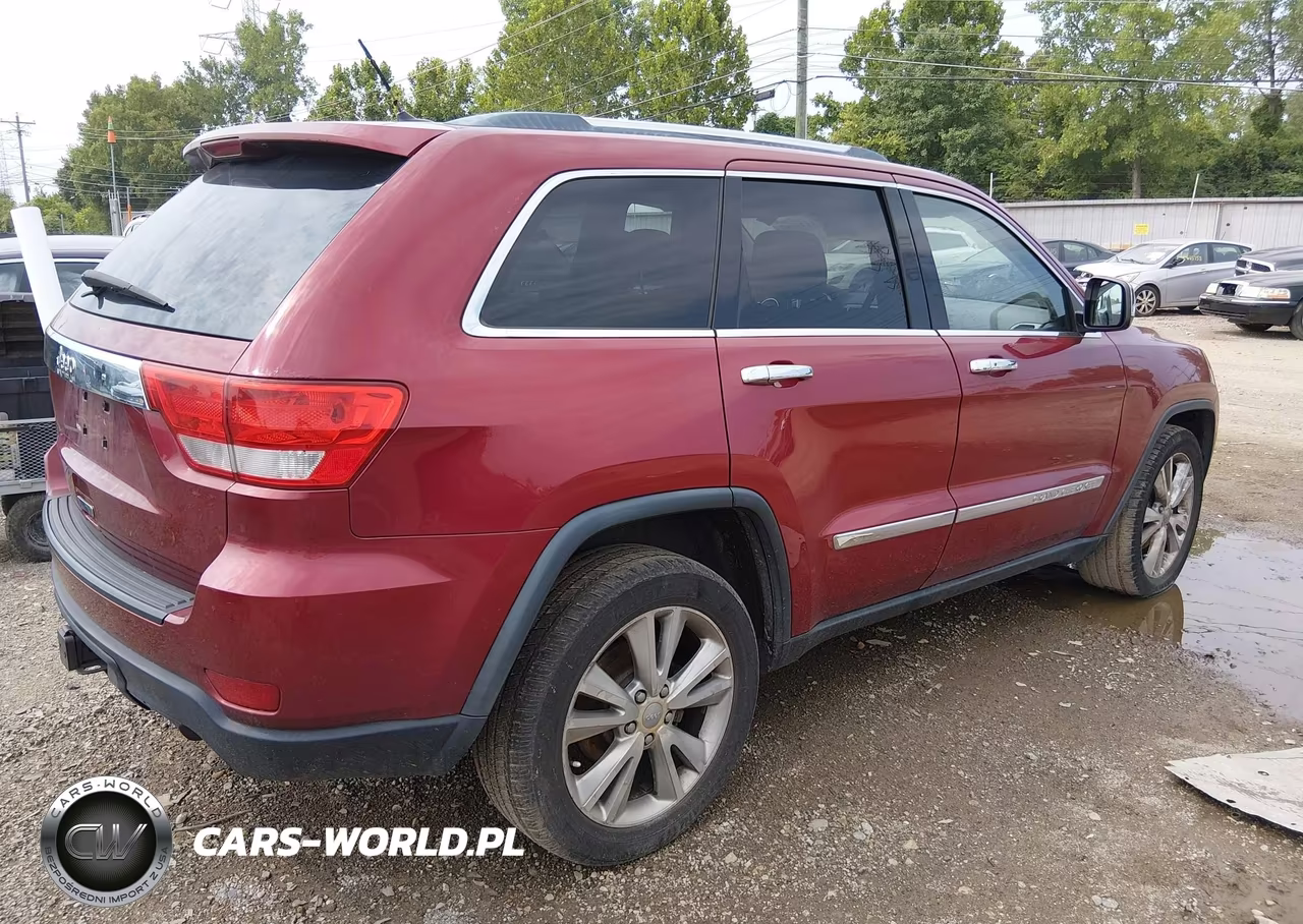 2012 Jeep Grand Cherokee Laredo VIN:1C4RJFAG5CC294100 - 4
