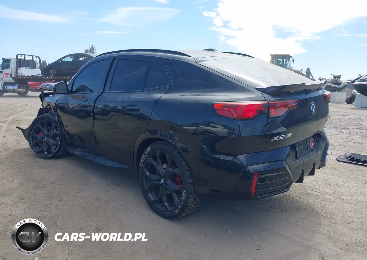 2025 BMW X2 xDrive28I VIN:WBX63GM06S5145105 - 3