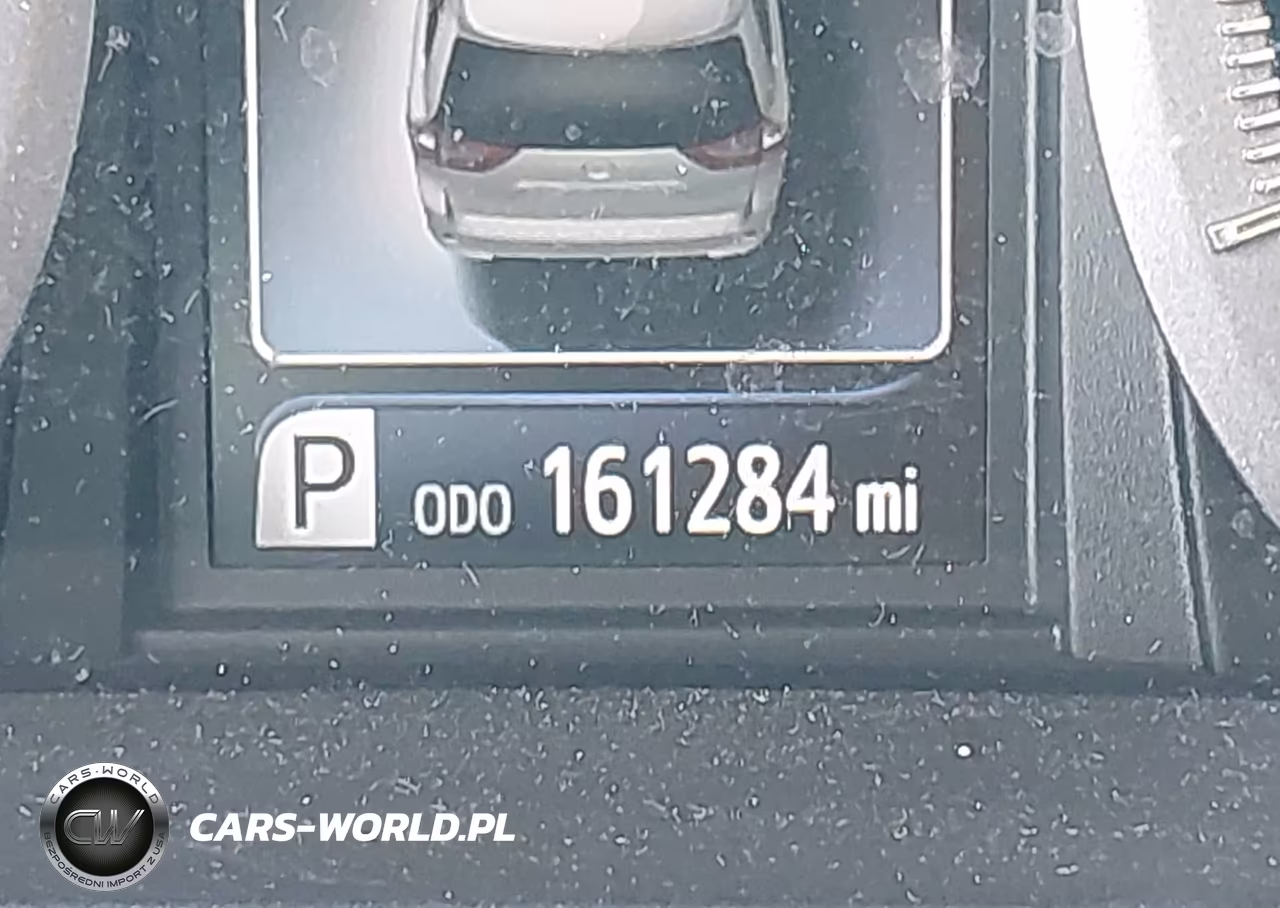2018 Toyota Sienna Le 8 Passenger VIN:5TDKZ3DC9JS919580 - 15