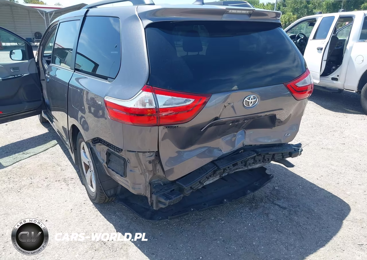 2018 Toyota Sienna Le 8 Passenger VIN:5TDKZ3DC9JS919580 - 6