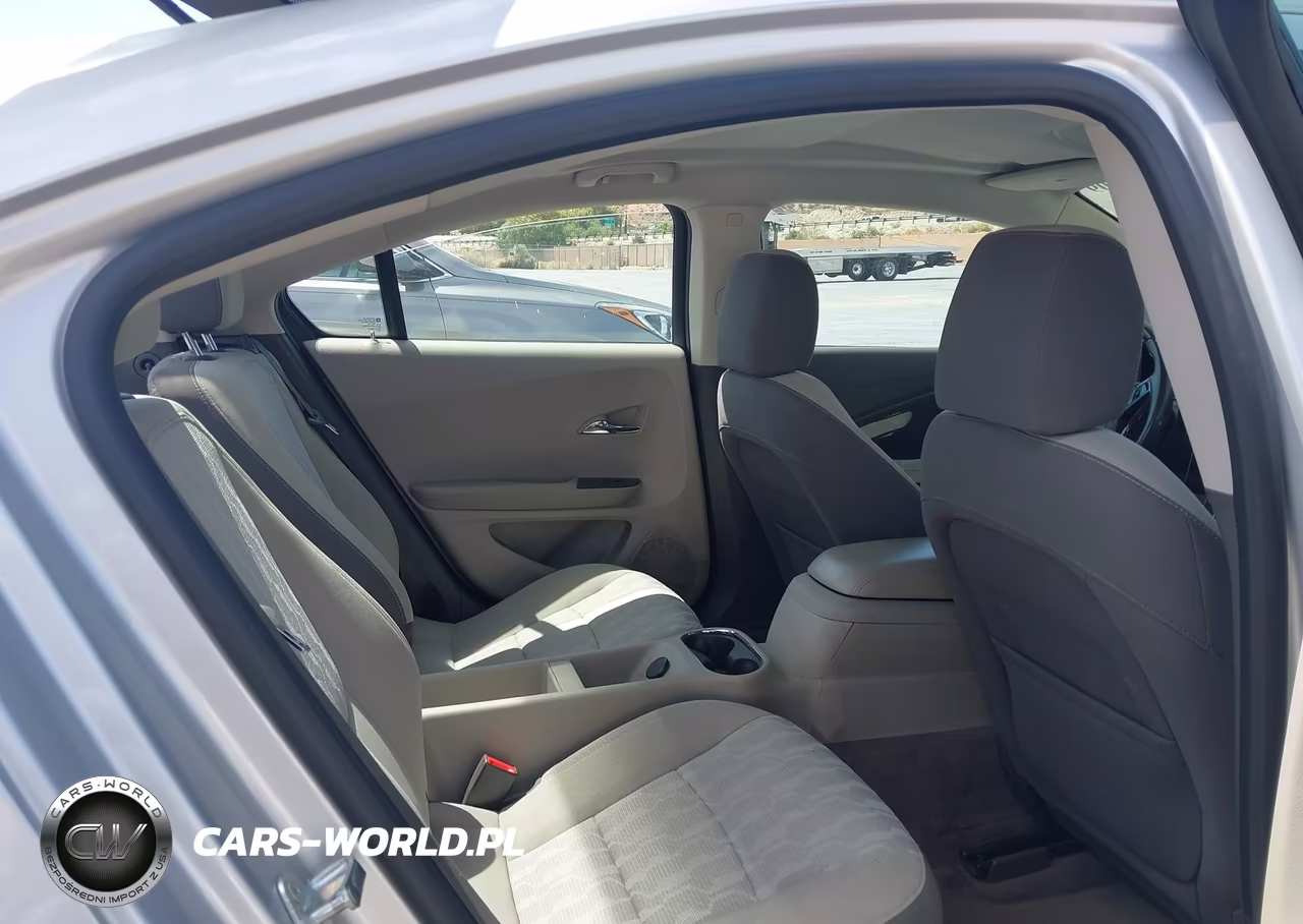 2014 Chevrolet Volt VIN:1G1RE6E40EU171850 - 8