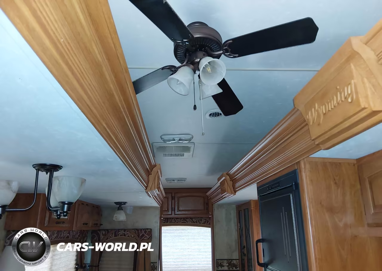2008 Coachmen 5Th Wheel VIN:1TC3B684X81304626 - 19