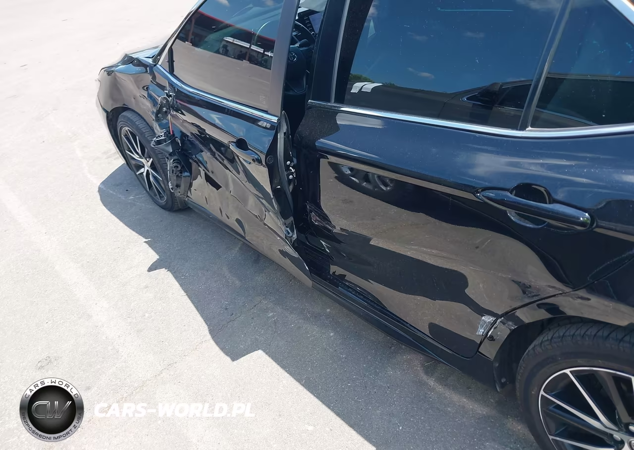 TOYOTA CAMRY SE N VIN:4T1G11AK8RU220781 - 12