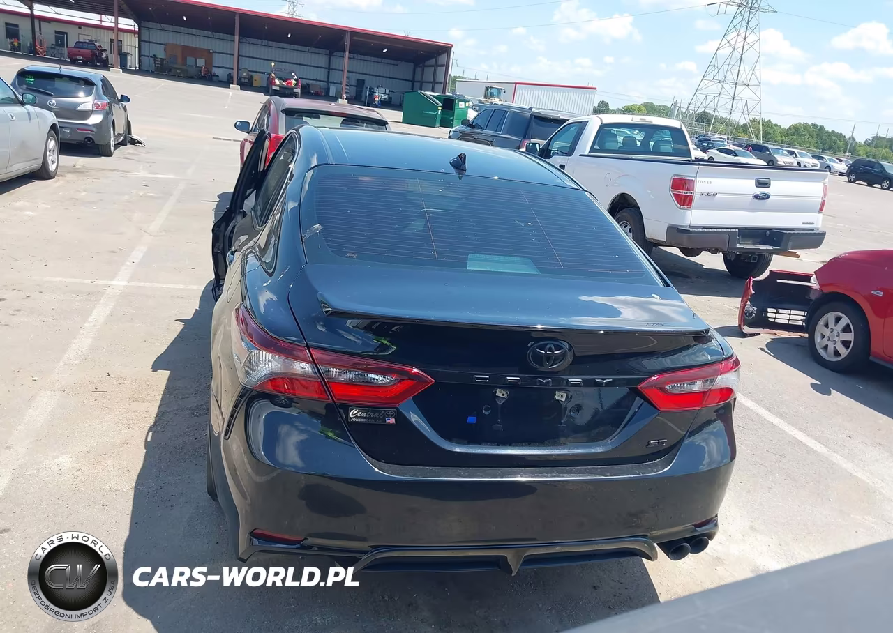 TOYOTA CAMRY SE N VIN:4T1G11AK8RU220781 - 17