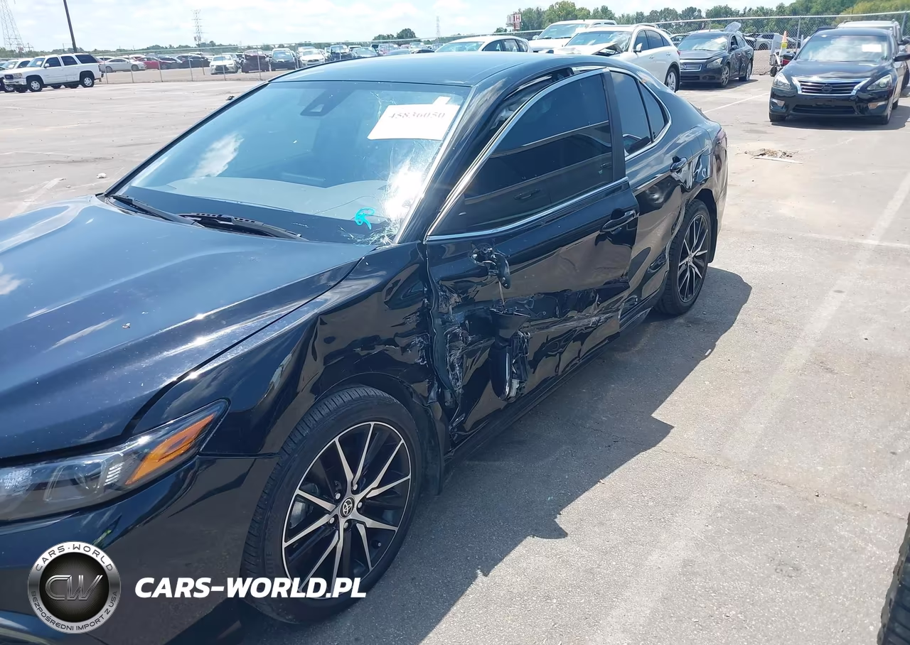 TOYOTA CAMRY SE N VIN:4T1G11AK8RU220781 - 20