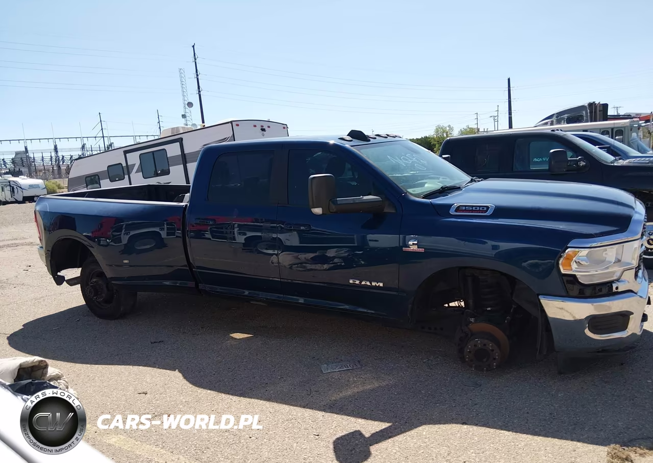 2022 Ram 3500 Big Horn 4X4 8' Box VIN:3C63RRHLXNG230855 - 13
