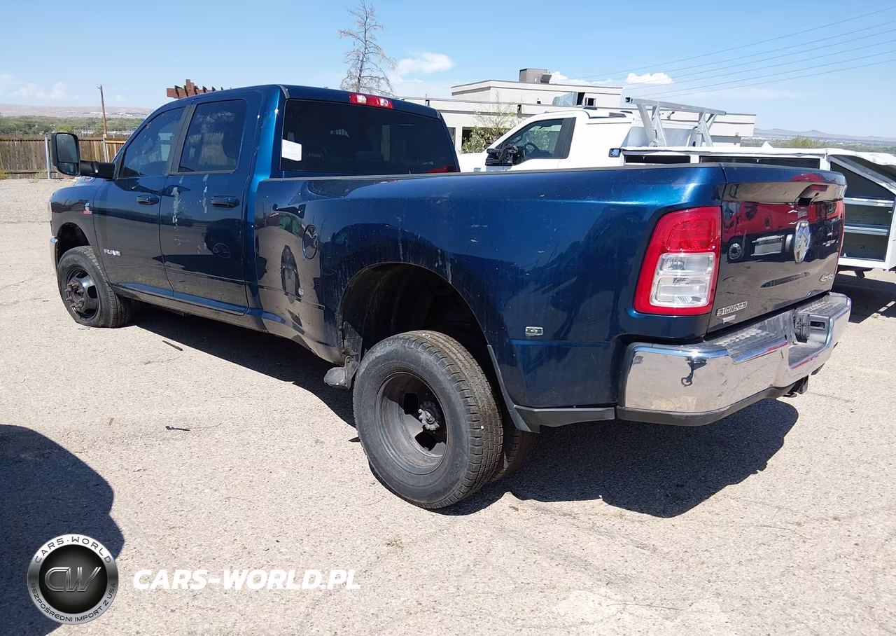 2022 Ram 3500 Big Horn 4X4 8' Box VIN:3C63RRHLXNG230855 - 3