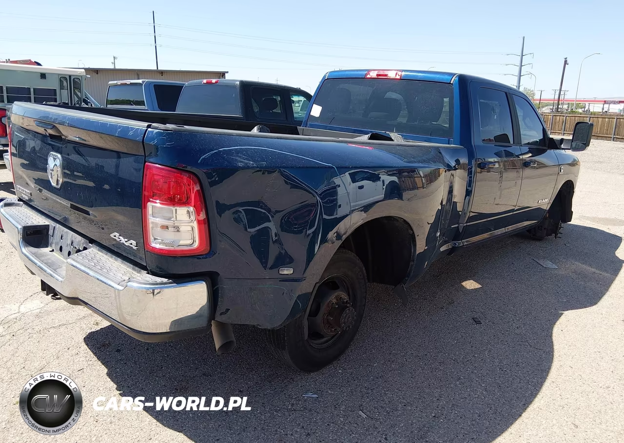 2022 Ram 3500 Big Horn 4X4 8' Box VIN:3C63RRHLXNG230855 - 4