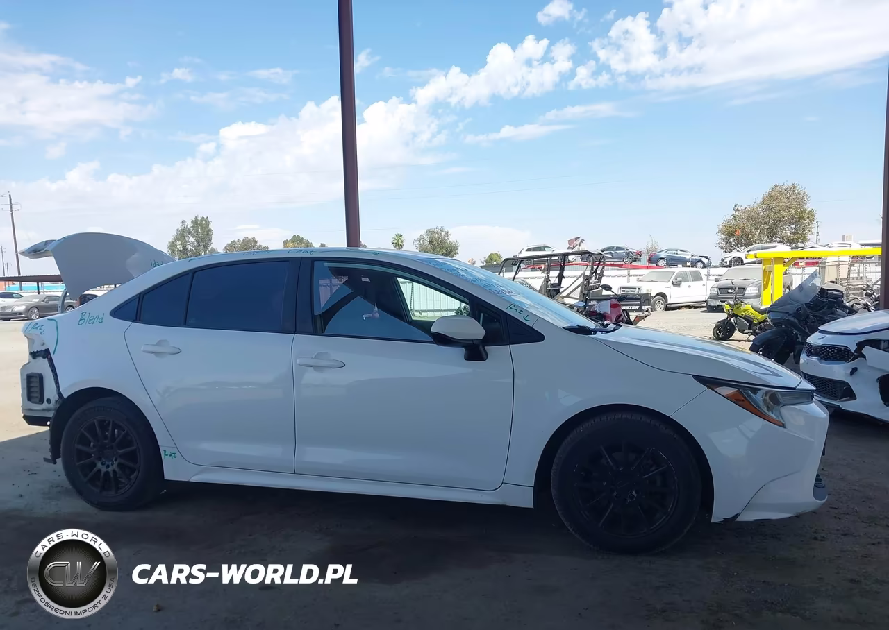 2020 Toyota Corolla Le VIN:5YFEPRAE9LP025117 - 13