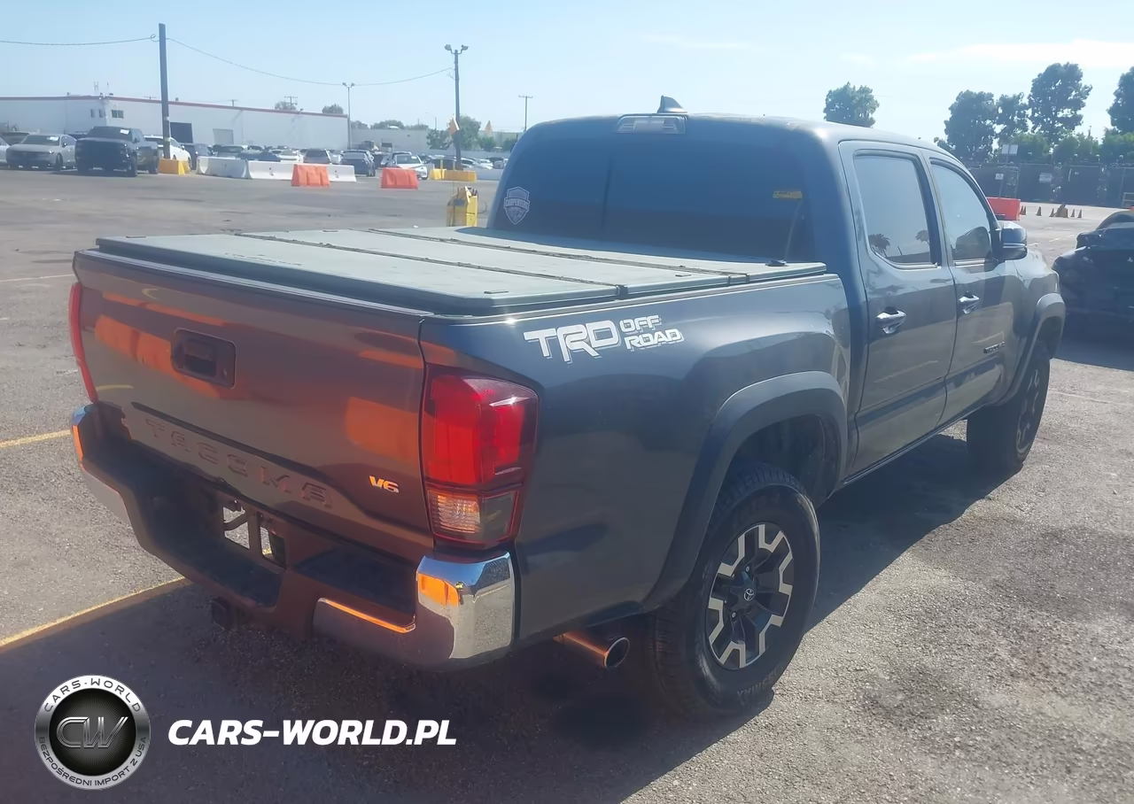 2017 Toyota Tacoma Trd Off Road VIN:3TMAZ5CN5HM050965 - 4