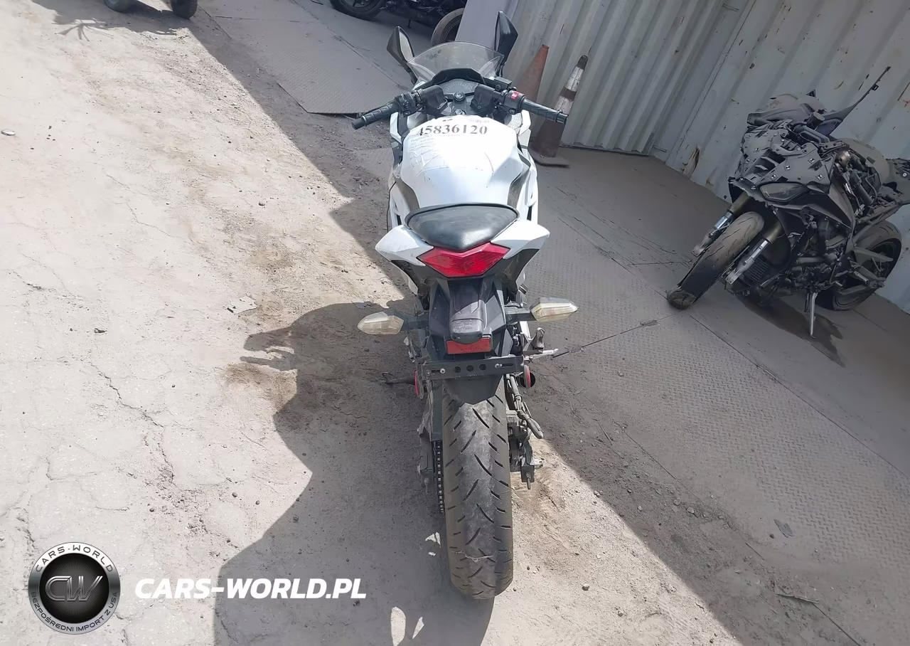 2015 Kawasaki Ex300 B VIN:JKAEX8B10FDA22021 - 6