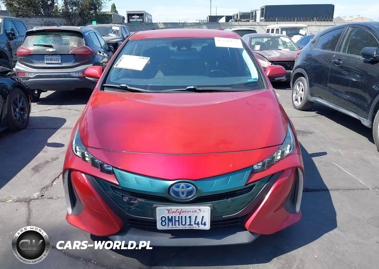 2019 Toyota Prius Prime Premium VIN:JTDKARFP6K3110194 - 13