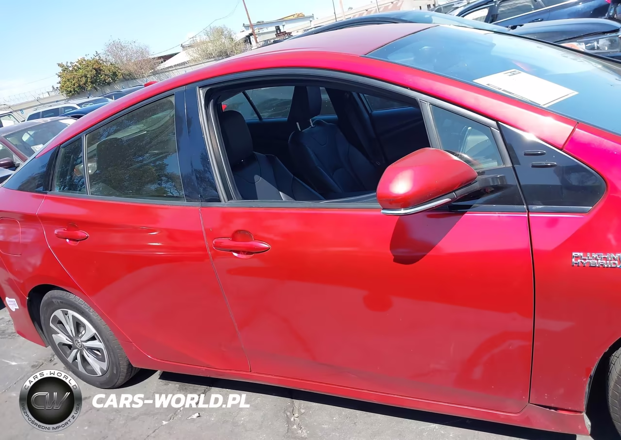 2019 Toyota Prius Prime Premium VIN:JTDKARFP6K3110194 - 14