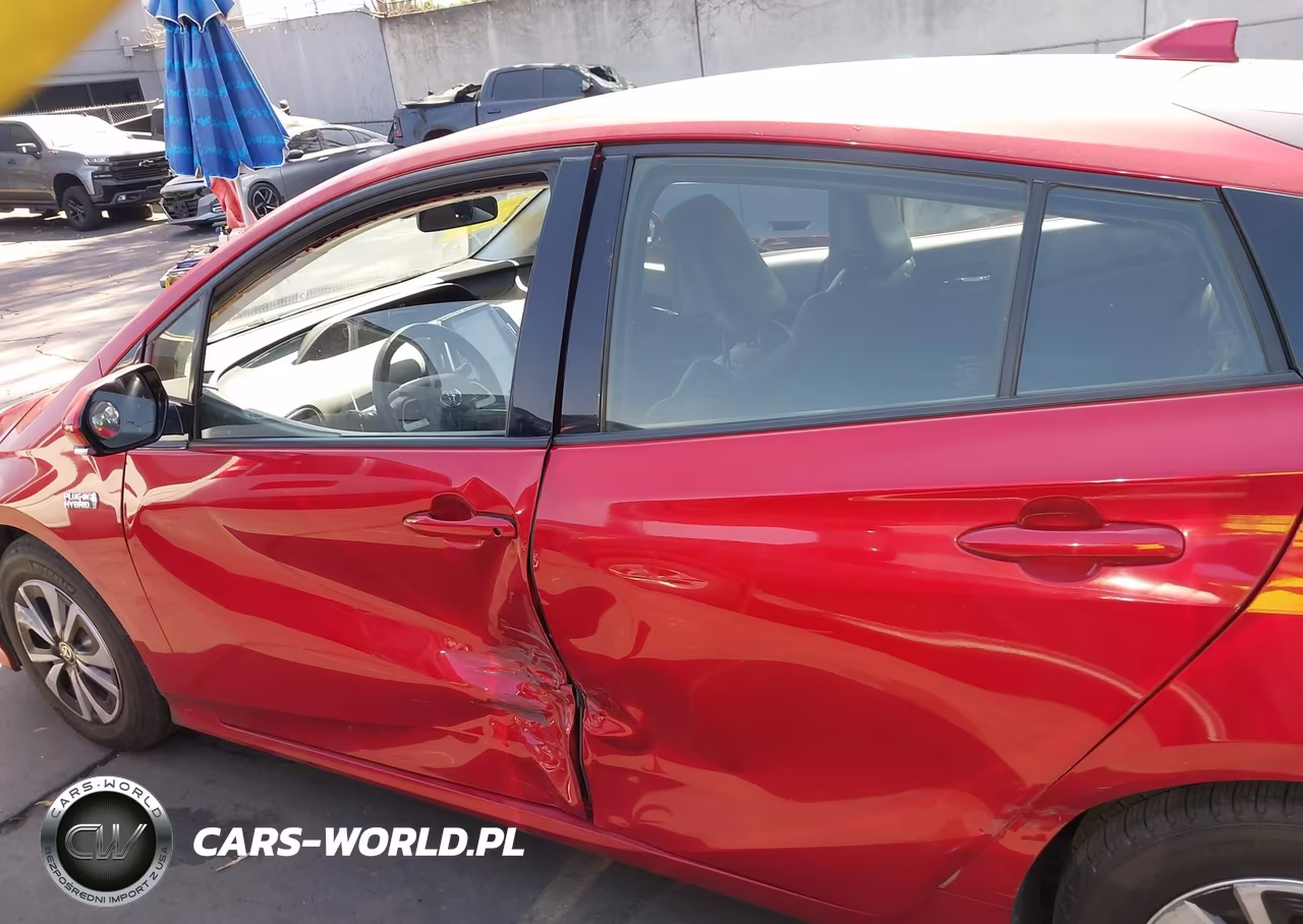 2019 Toyota Prius Prime Premium VIN:JTDKARFP6K3110194 - 15
