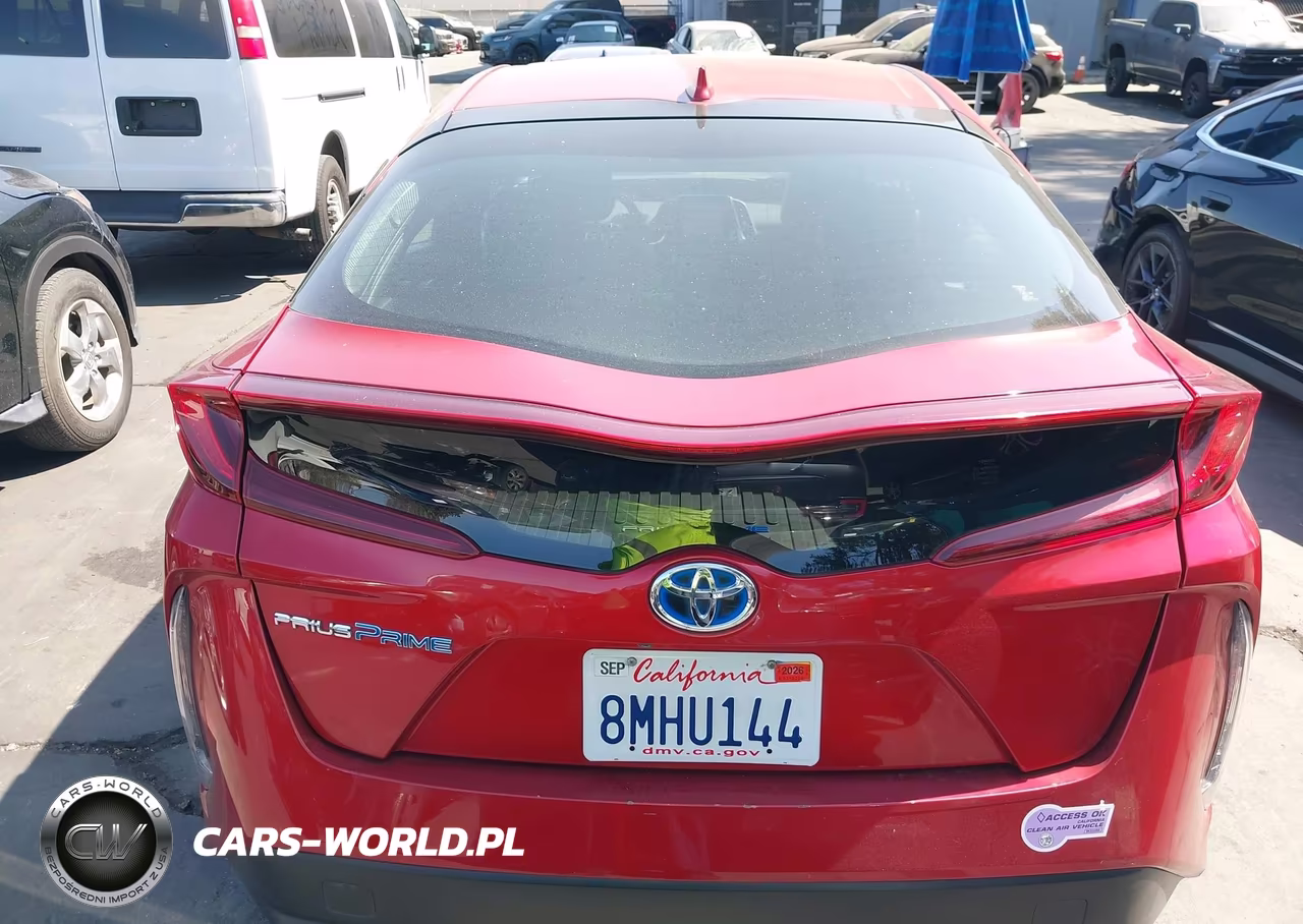 2019 Toyota Prius Prime Premium VIN:JTDKARFP6K3110194 - 17