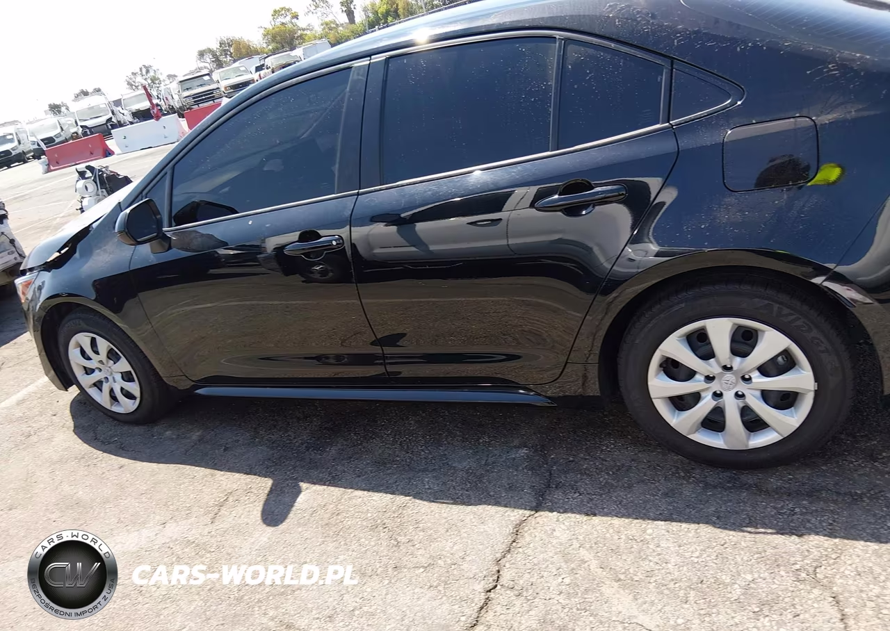 2026 Toyota Corolla Le VIN:JTDB4MEE5T3038951 - 14