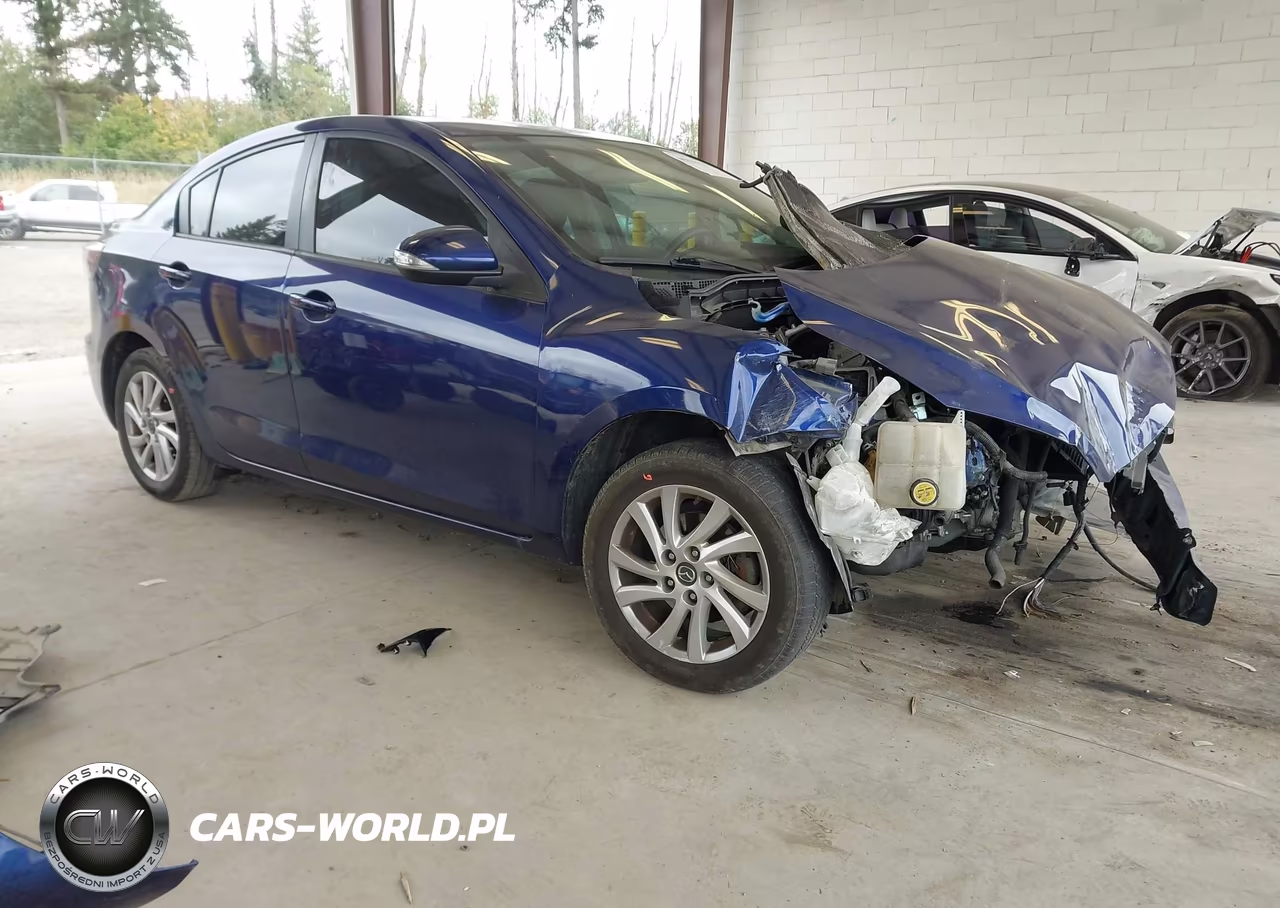 2013 Mazda Mazda3 I Grand Touring – zdjęcie 1 z 17