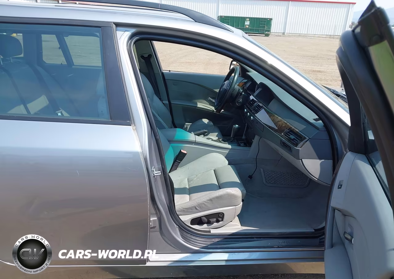 2006 BMW 530Xit VIN:WBANN73526CN02536 - 5