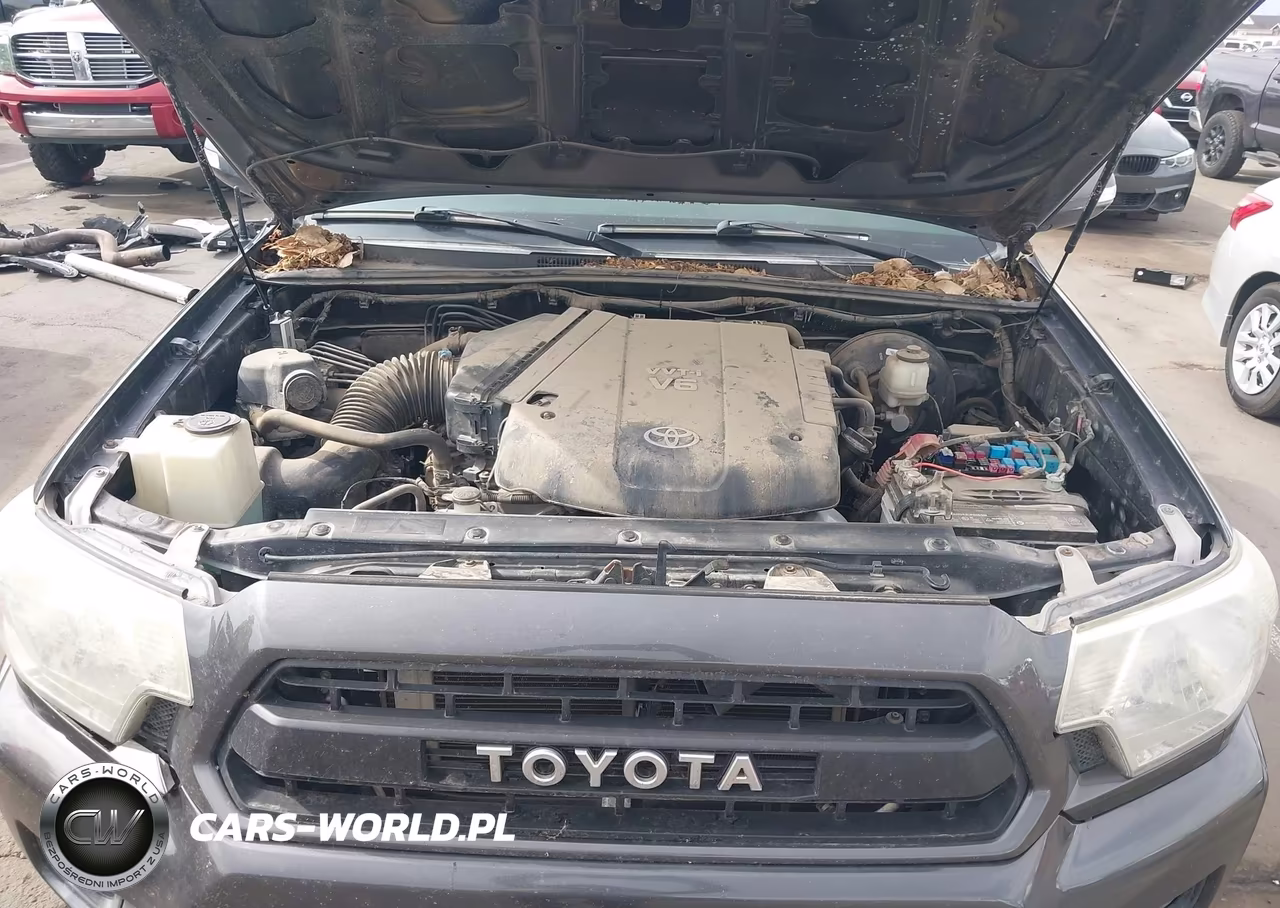 2013 Toyota Tacoma Base V6 VIN:3TMLU4EN4DM115085 - 10