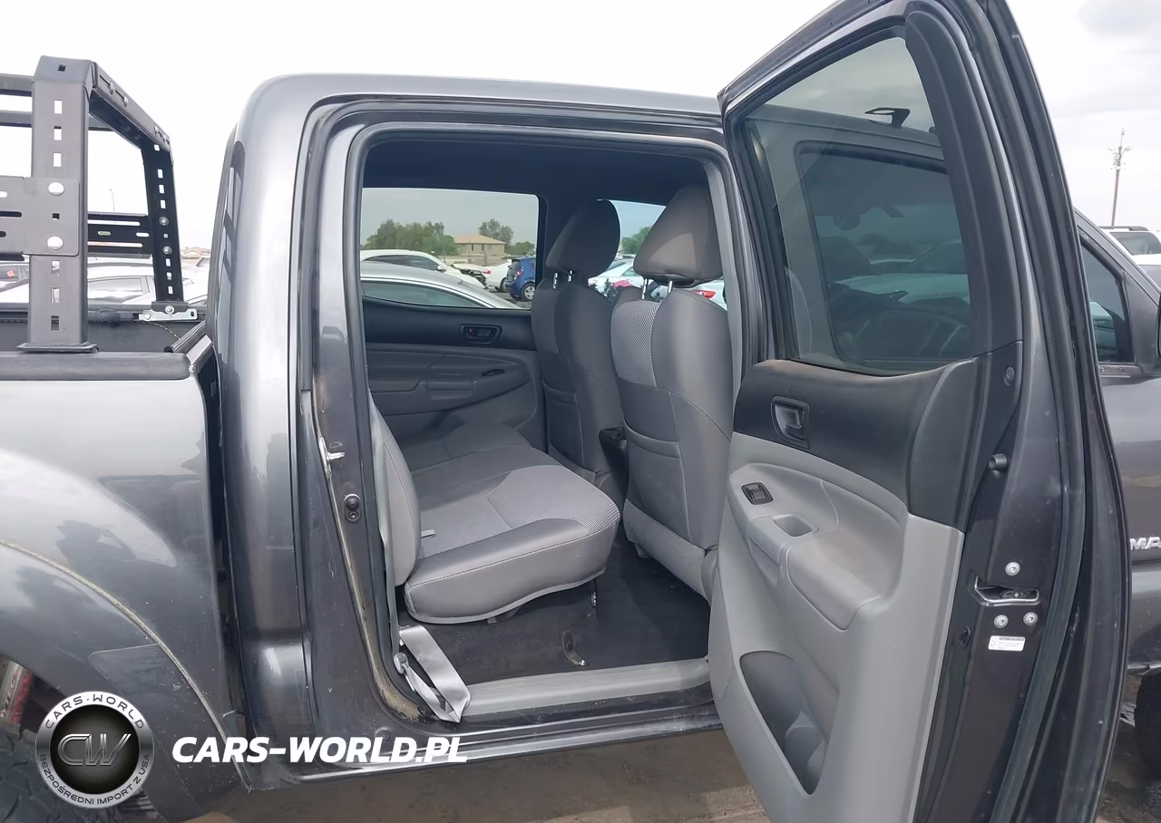 2013 Toyota Tacoma Base V6 VIN:3TMLU4EN4DM115085 - 8