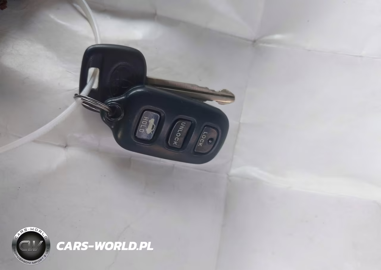 2004 Toyota Camry Le VIN:4T1BE32K44U343057 - 11