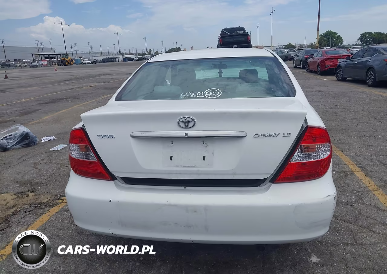 2004 Toyota Camry Le VIN:4T1BE32K44U343057 - 16