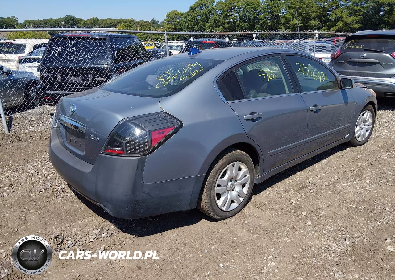 2011 Nissan Altima 2.5 S VIN:1N4AL2AP3BN434363 - 4