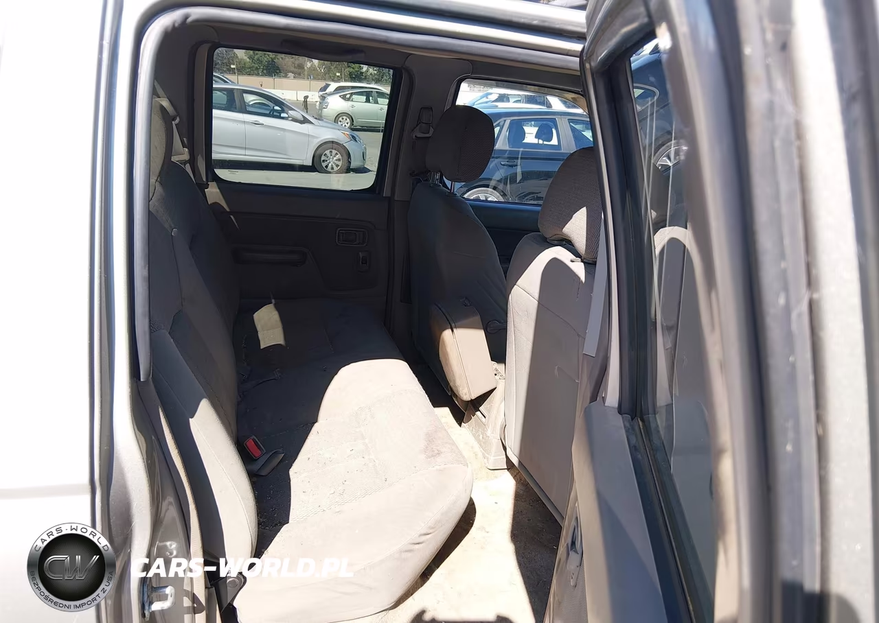 2004 Nissan Frontier Xe-V6 VIN:1N6ED29Y24C430550 - 8
