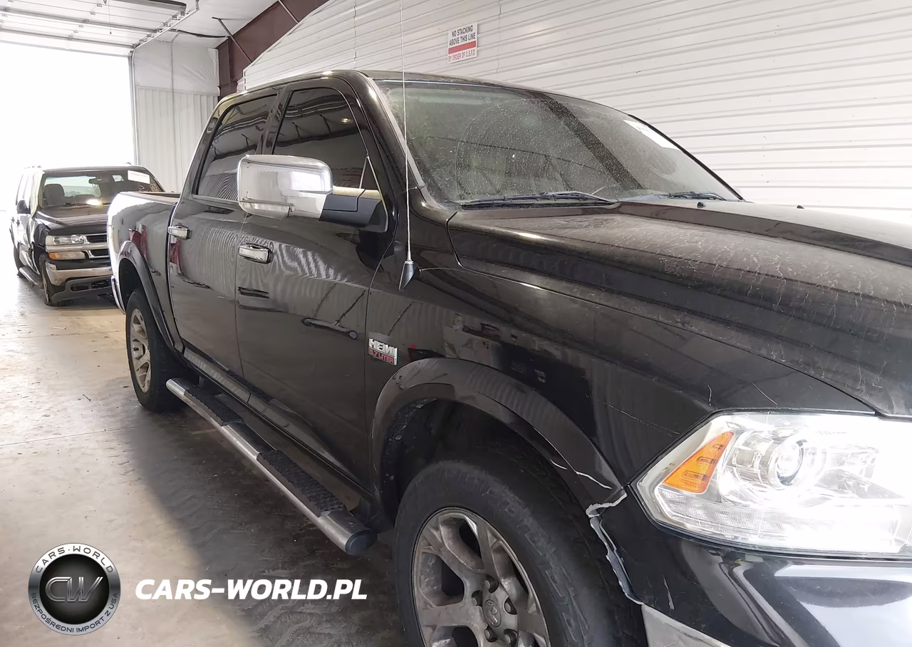 2017 Ram 1500 Laramie 4X4 5'7 Box