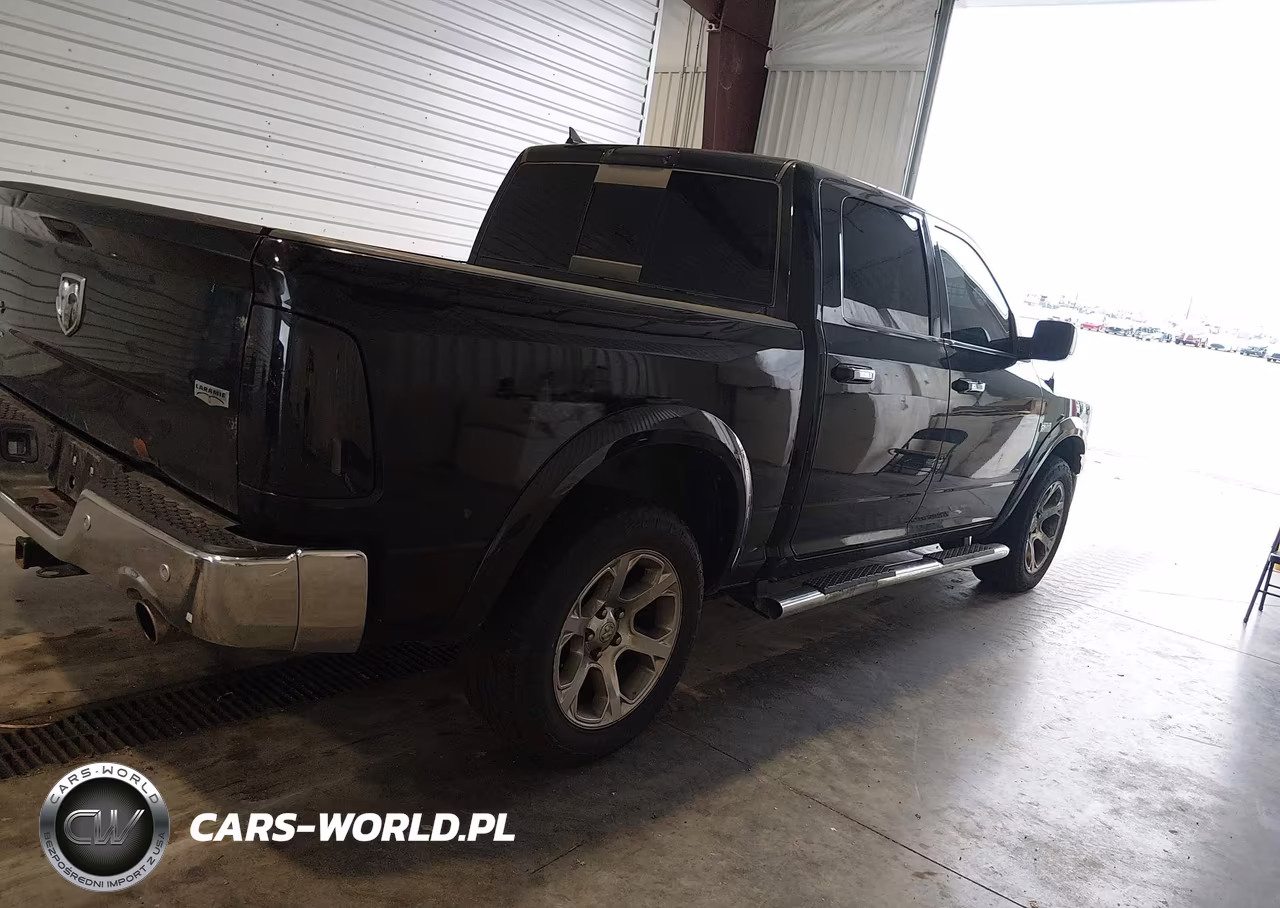 2017 Ram 1500 Laramie 4X4 5'7 Box VIN:1C6RR7NT6HS858895 - 4