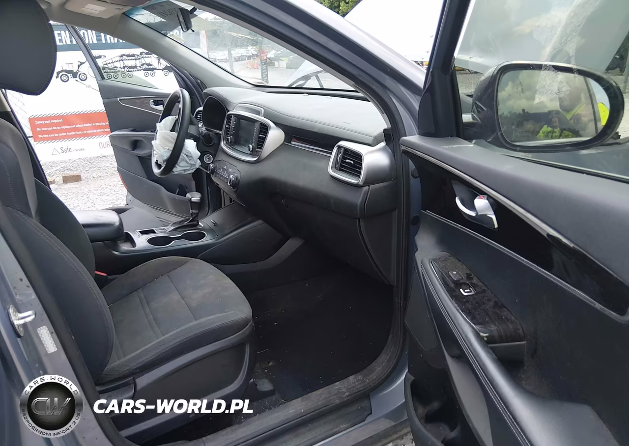 2020 Kia Sorento 2.4L L VIN:5XYPG4A39LG711995 - 5