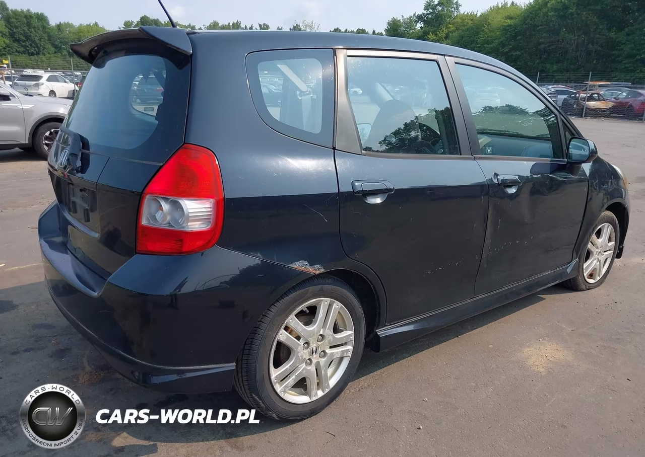 2008 Honda Fit Sport VIN:JHMGD37618S052802 - 4