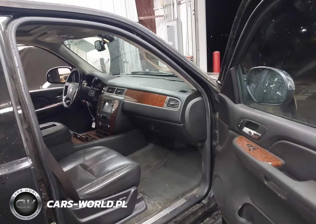 2008 Chevrolet Suburban 1500 Ltz VIN:3GNFK16328G195982 - 5