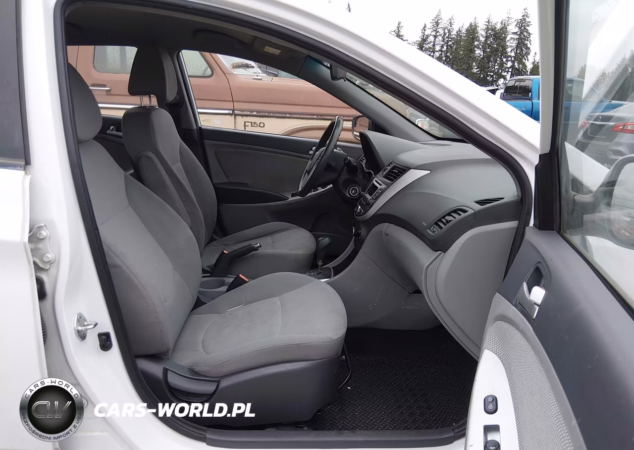 2014 Hyundai Accent Gs VIN:KMHCT5AE4EU188304 - 5