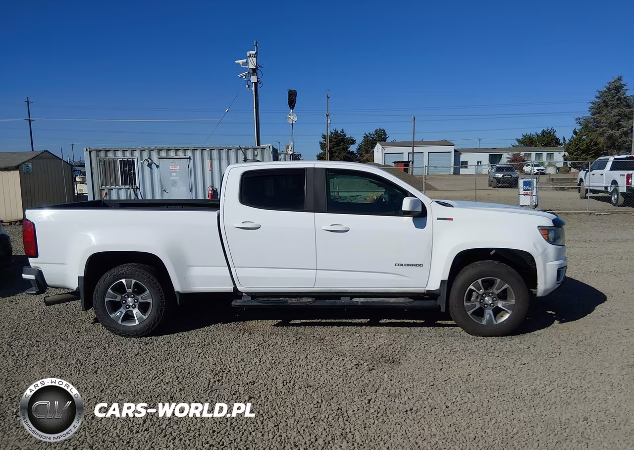 2019 Chevrolet Colorado Z71 VIN:1GCPTDE19K1143749 - 14