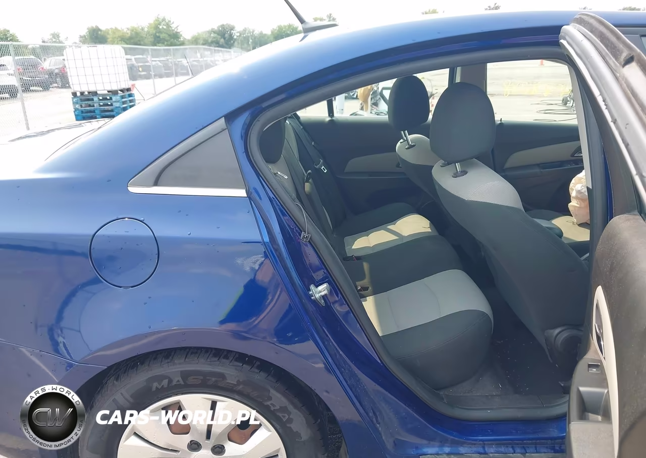 2012 Chevrolet Cruze Ls VIN:1G1PC5SH4C7158223 - 8