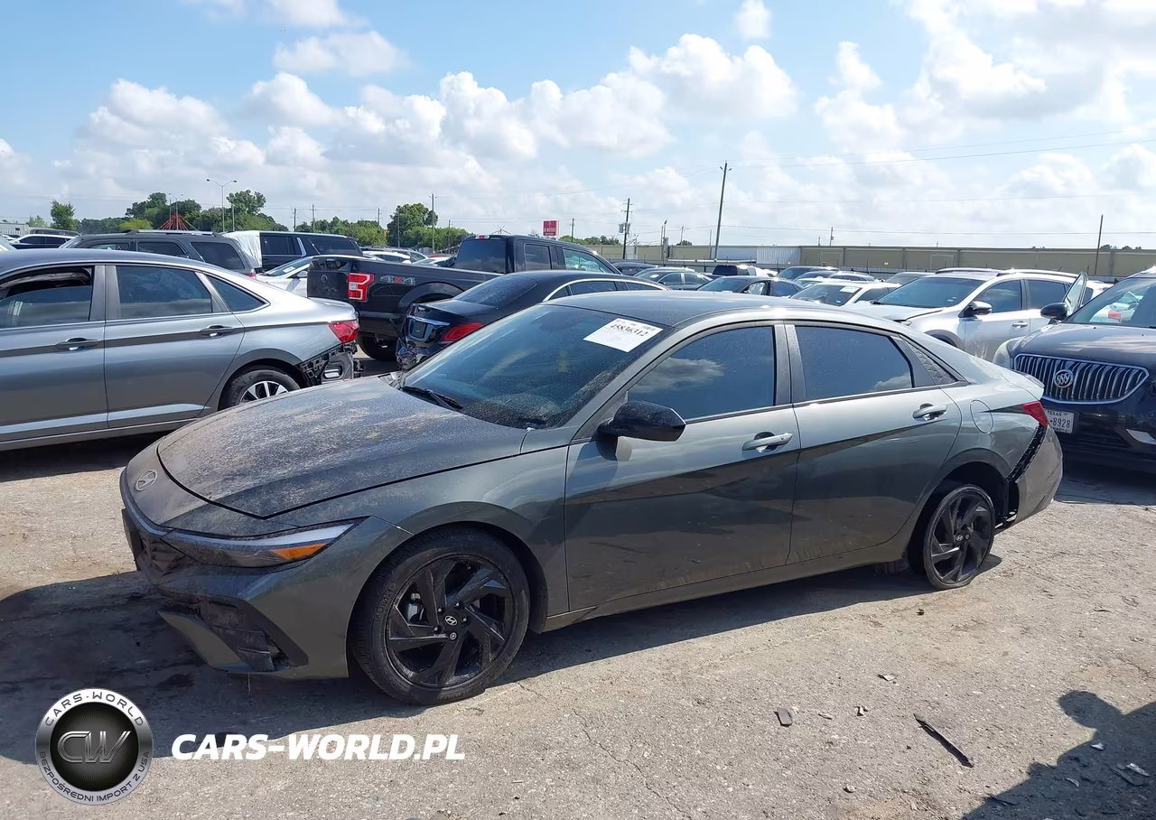 2026 Hyundai Elantra Sel Sport VIN:KMHLM4DG8TU211956 - 14