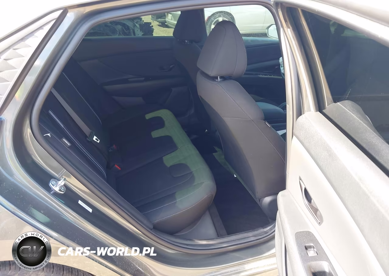 2026 Hyundai Elantra Sel Sport VIN:KMHLM4DG8TU211956 - 8