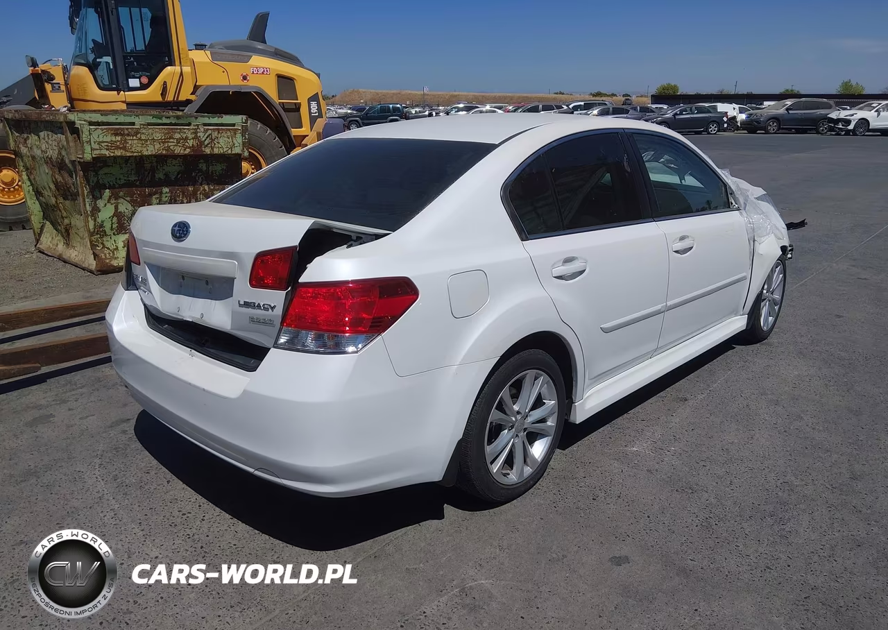 2013 Subaru Legacy 2.5I Premium VIN:4S3BMBC60D3021198 - 4