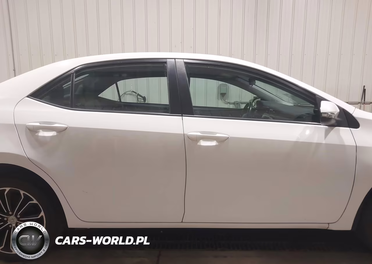 2016 Toyota Corolla S Plus VIN:5YFBURHE2GP389192 - 13