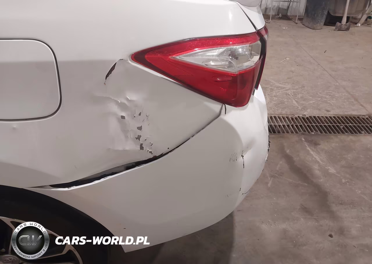 2016 Toyota Corolla S Plus VIN:5YFBURHE2GP389192 - 17